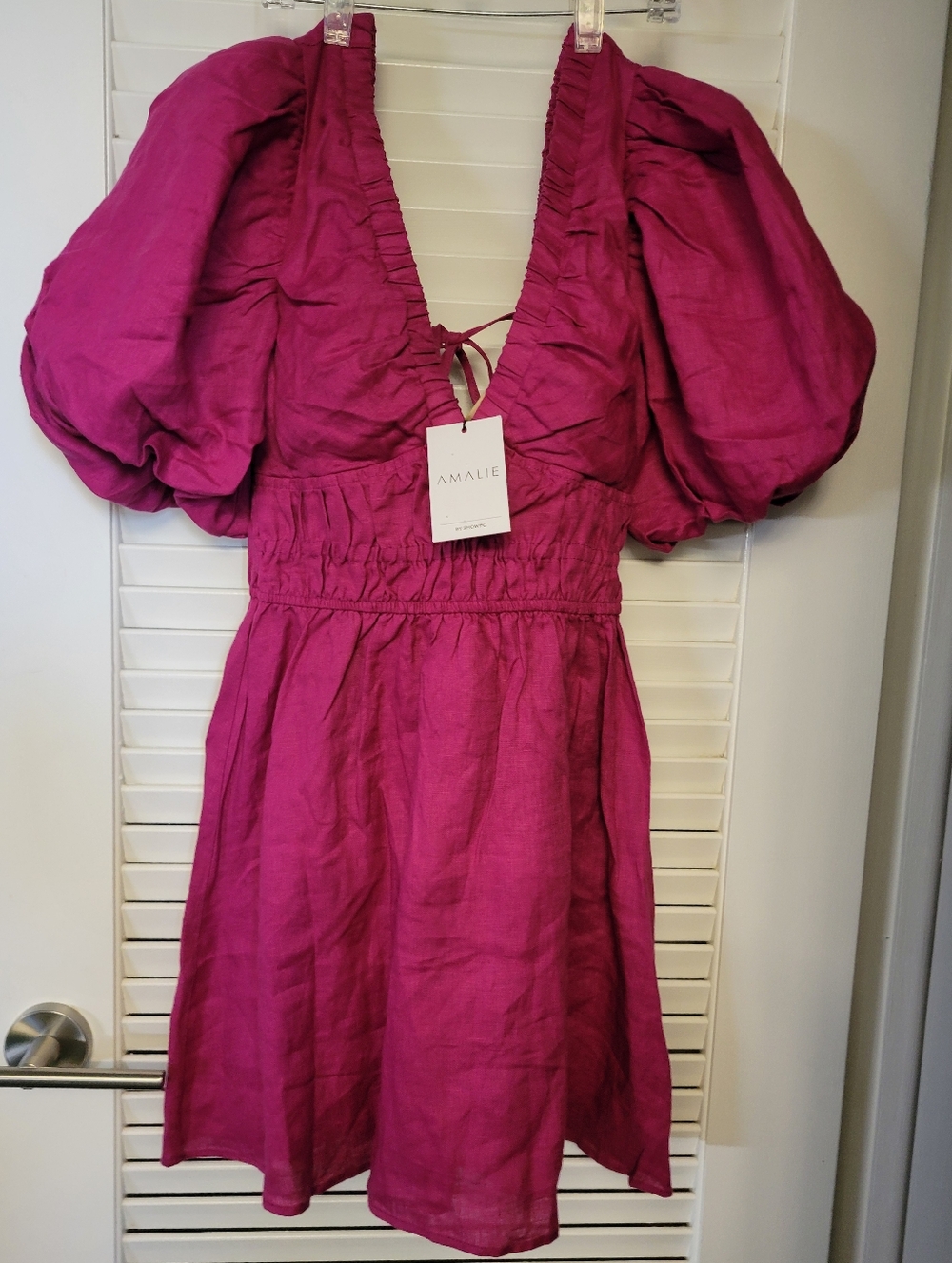 Showpo Magenta Puff-Sleeve Mini Dress